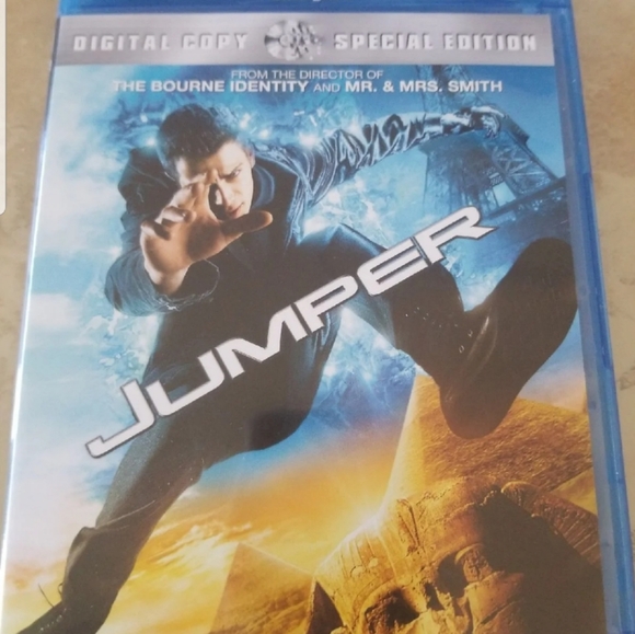 Other - SALE! Bluray Jumper nwt